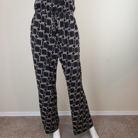 En Focus Women's Halter Neck Jumpsuit Size 8 Black White Stretch Geometric Print - Picture 3 of 8